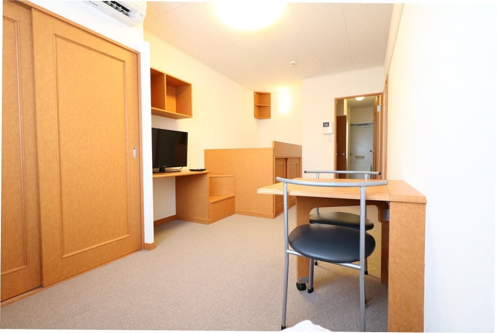 レオパレススカイヒルズ リビング