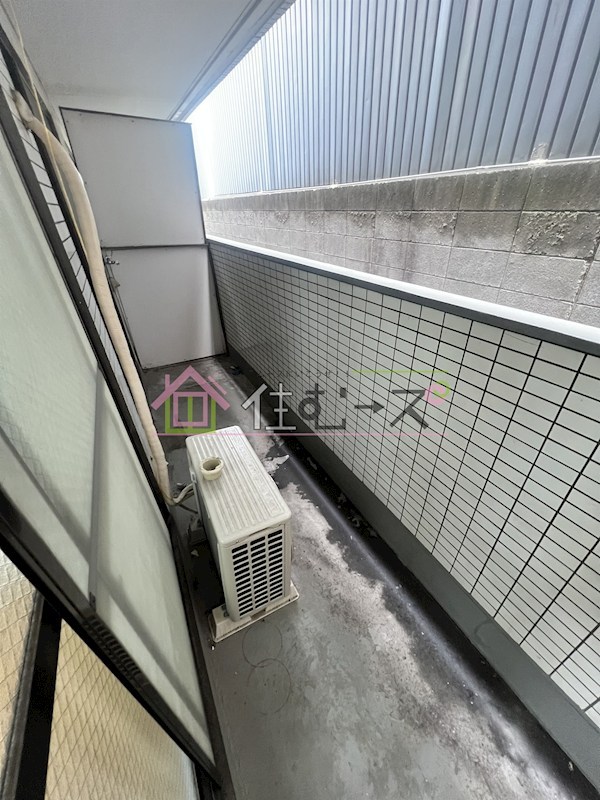 ロイヤル加美北 ベランダ