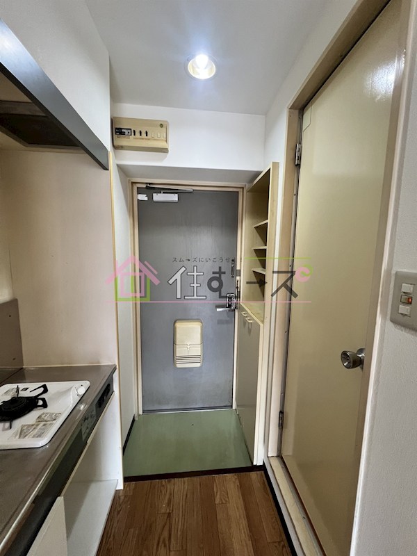 メゾンエトナ 玄関