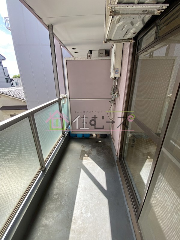 ティクスアパートメント ベランダ