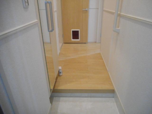 メゾン・アール 玄関