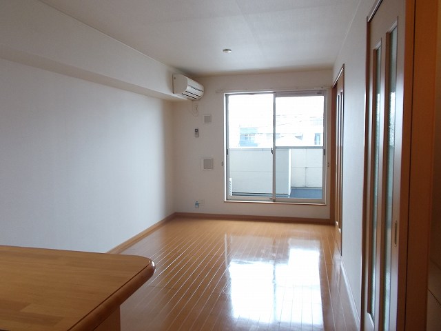 クラール東郷　２番館 リビング