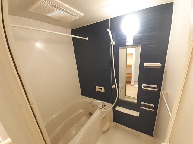 ラハイナ　コート 風呂画像