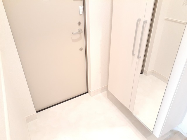 エスポワール南摂津 玄関