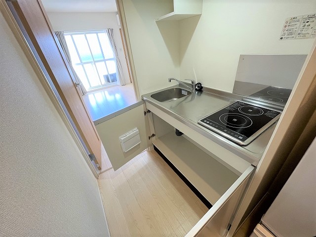 レオネクストクレモンティーヌ キッチン