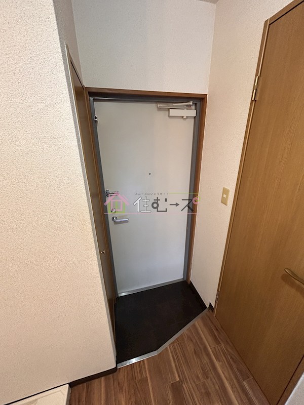 ハイツシャレット 玄関