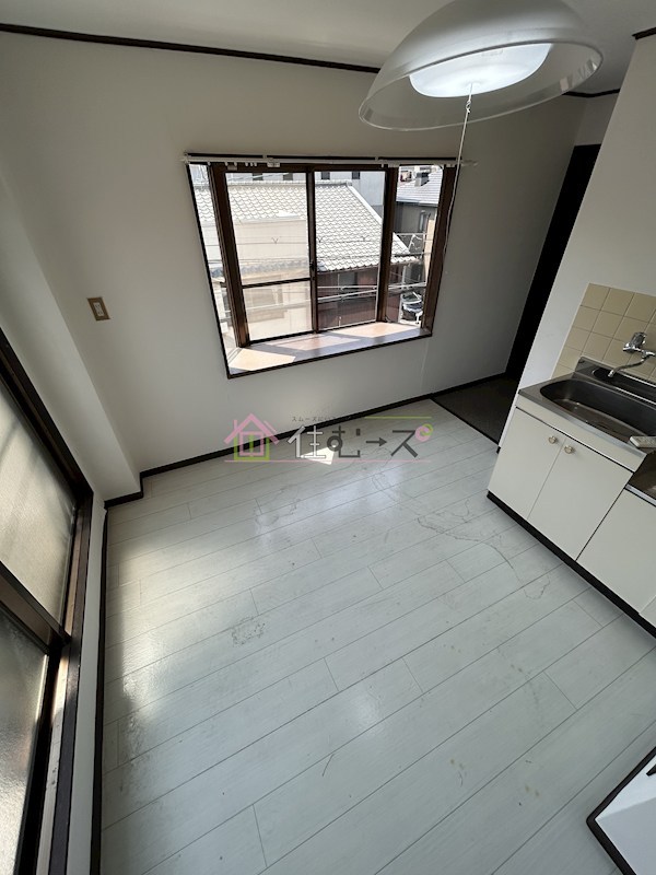 JPアパートメント東住吉Ⅲ リビング