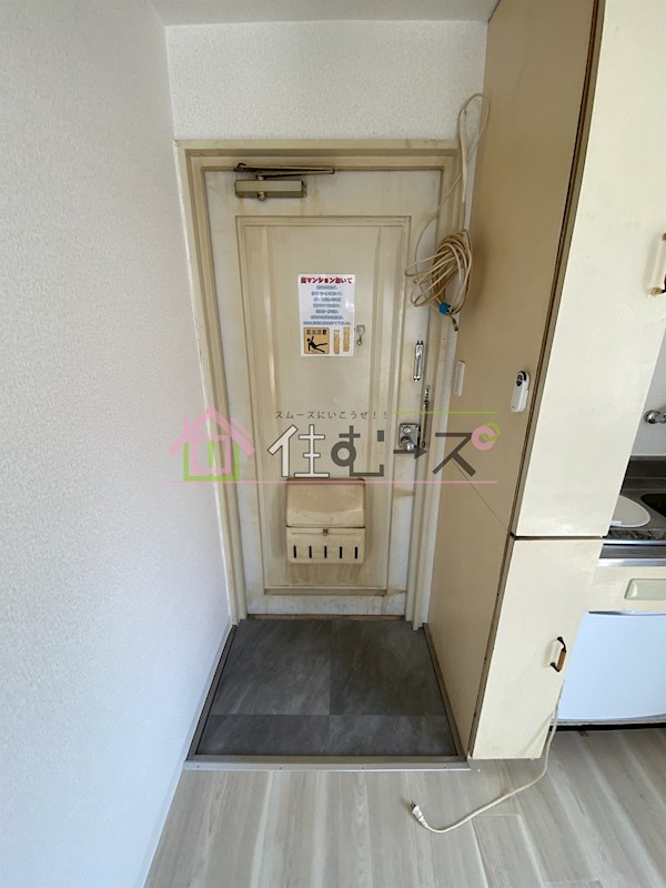 サンプラザ京橋 玄関