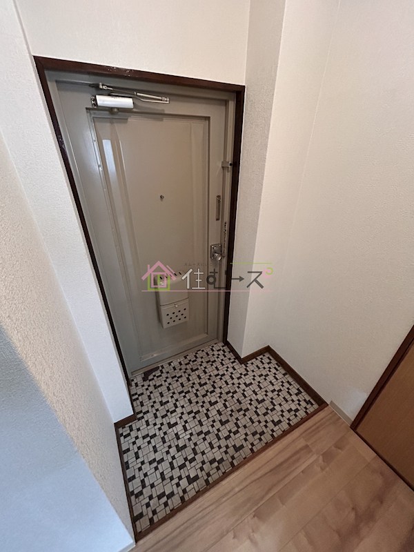 パルコスイート今川 玄関