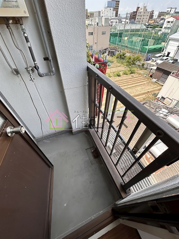 ロイヤルハイツまつい3 ベランダ