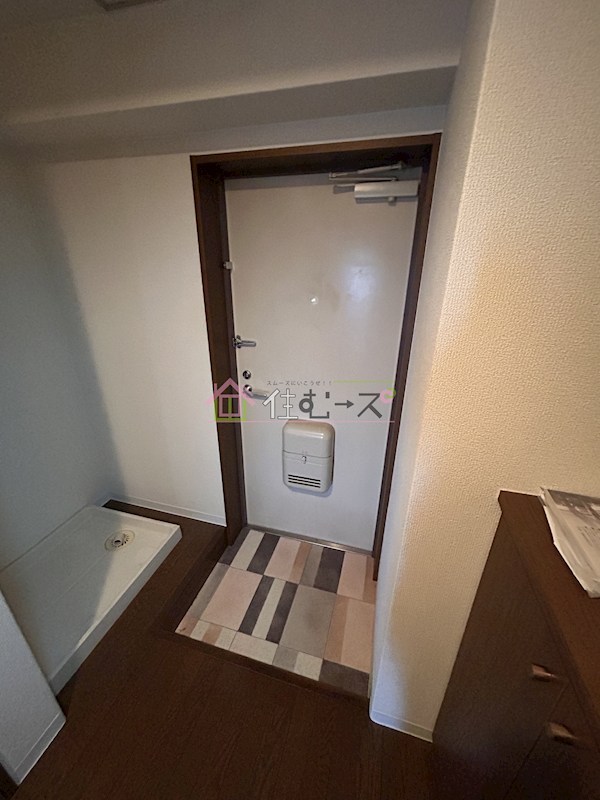 エストゥディオ・アヴァンサル 玄関