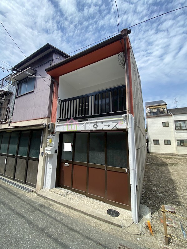 中通堀川貸家 外観