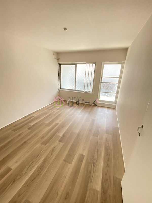 中通堀川貸家 ベッドルーム