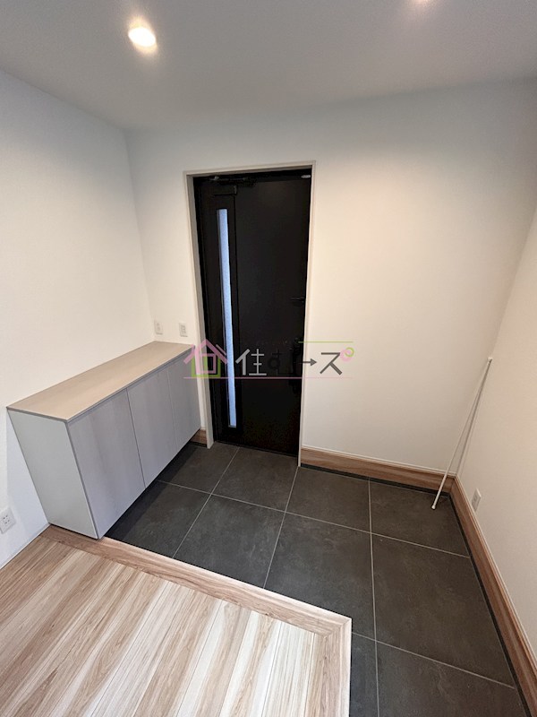 岡口邸南田辺　 玄関