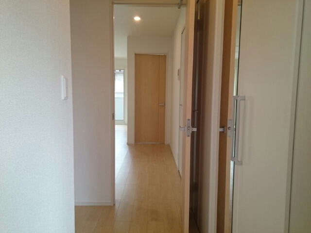 リュミエール 玄関