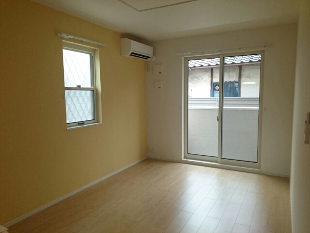 リュミエール リビング