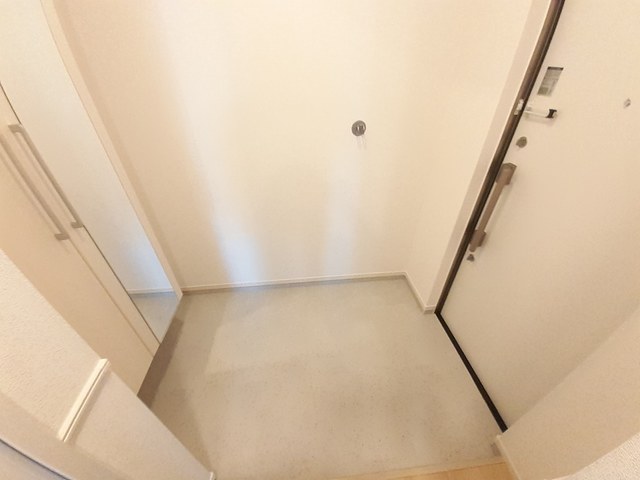 ココ　シュシュ 玄関