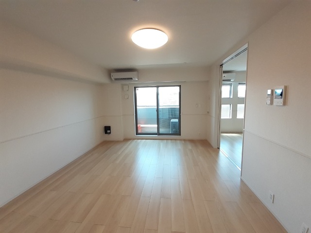 サニーレジデンス高槻本町 リビング