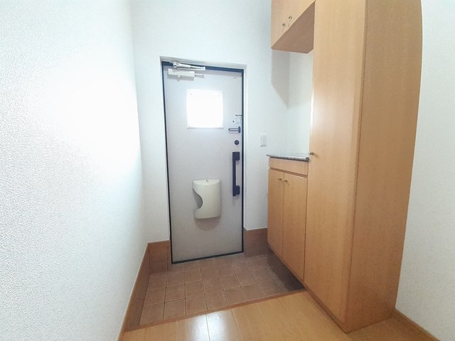 フォーリスト　ベル 玄関