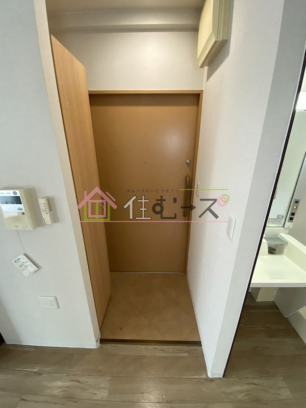 ひふみ苑天満橋 玄関