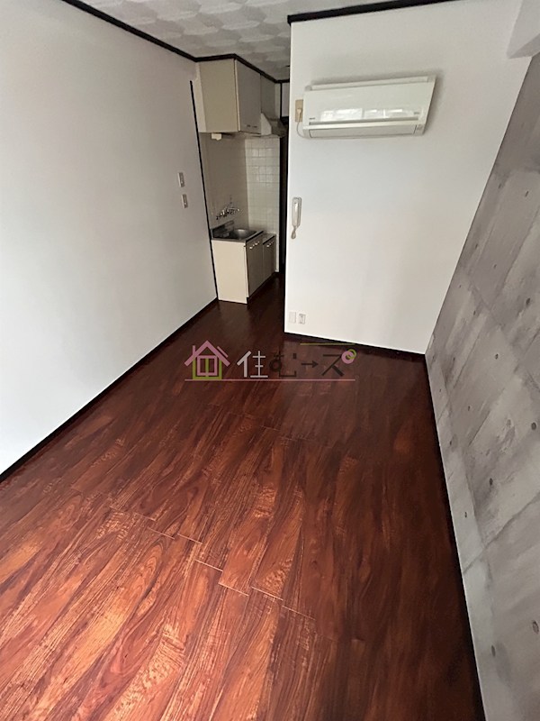 ノアーズアーク長堀通 リビング