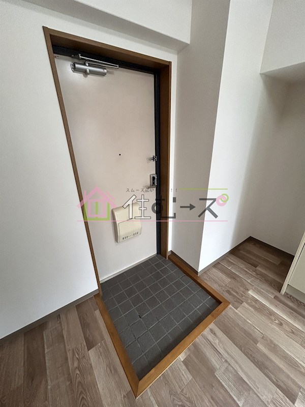 メルベーユ谷町 玄関