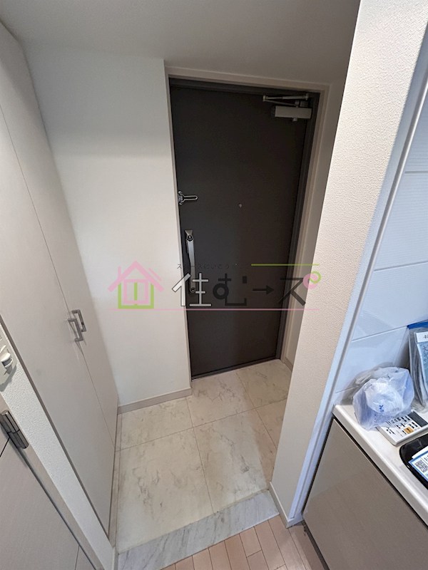 スワンズシティ天満橋 玄関