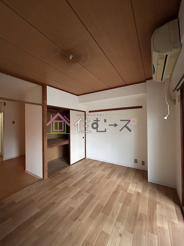 高津ビューハイツ リビング