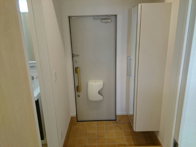 アマポーラ清江 玄関