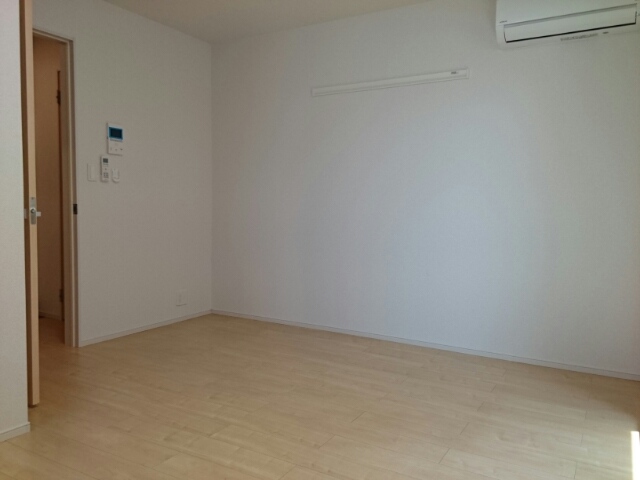 アマポーラ清江 リビング