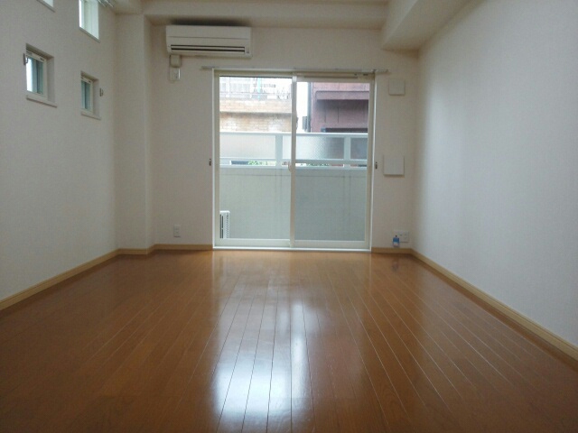 メゾンＥ・Ｍ・Ｉ リビング