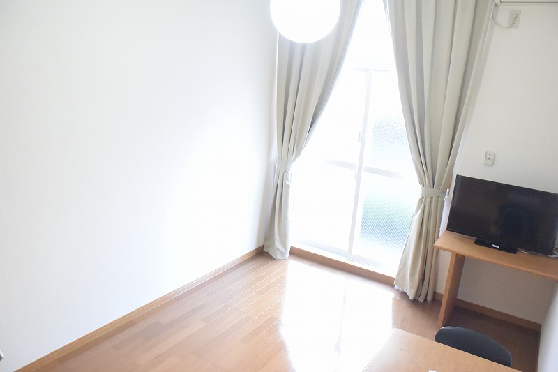 レオパレス豊中　北条 リビング