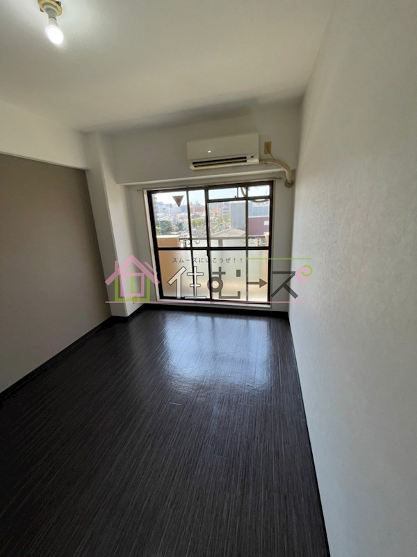 リアライズ西淡路 ベッドルーム