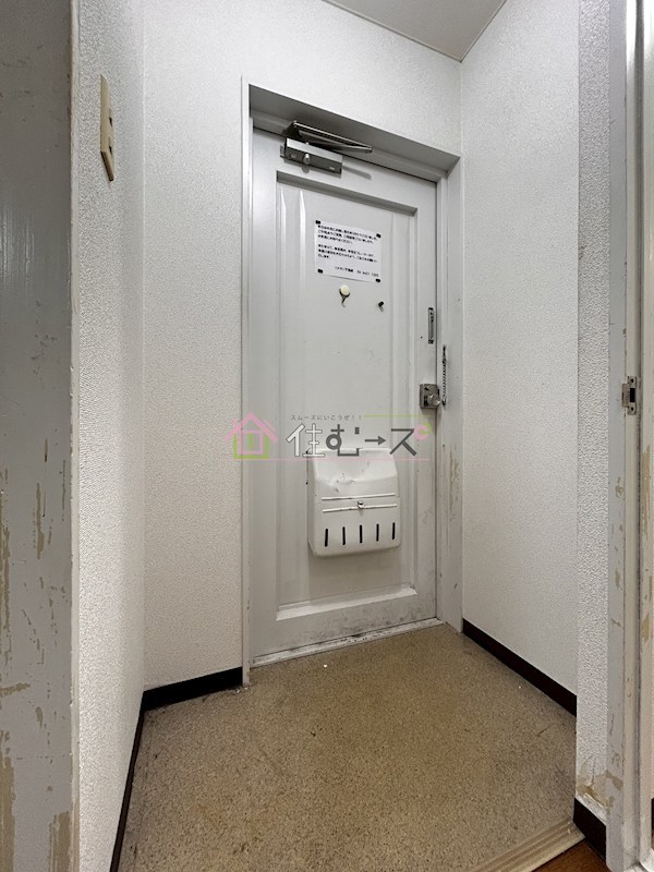 ウィステリア墨江 玄関