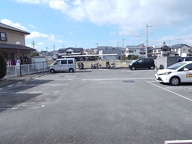 ファイン・キャピタルＢ その他6