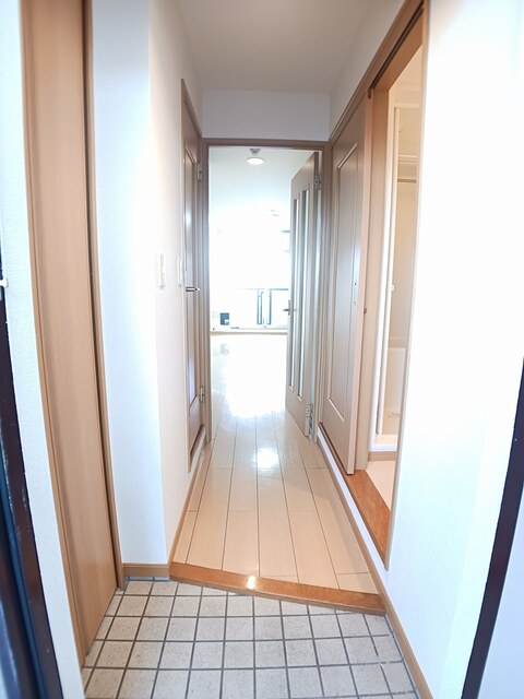 クレメント昆陽 玄関