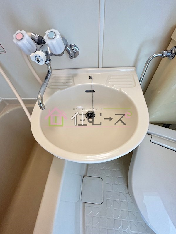 パークサイド上本町駅前 洗面所