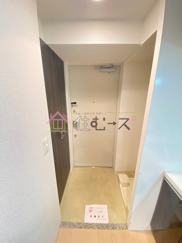 エステムコート難波WESTSIDEⅢドームシティ 玄関