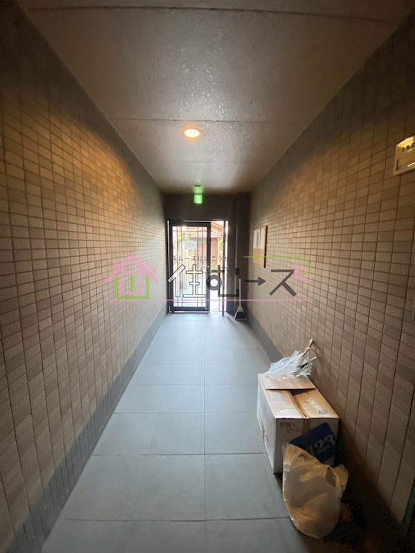 スタンドアップ柴島 ロビー