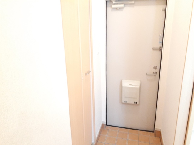 パル高槻 玄関