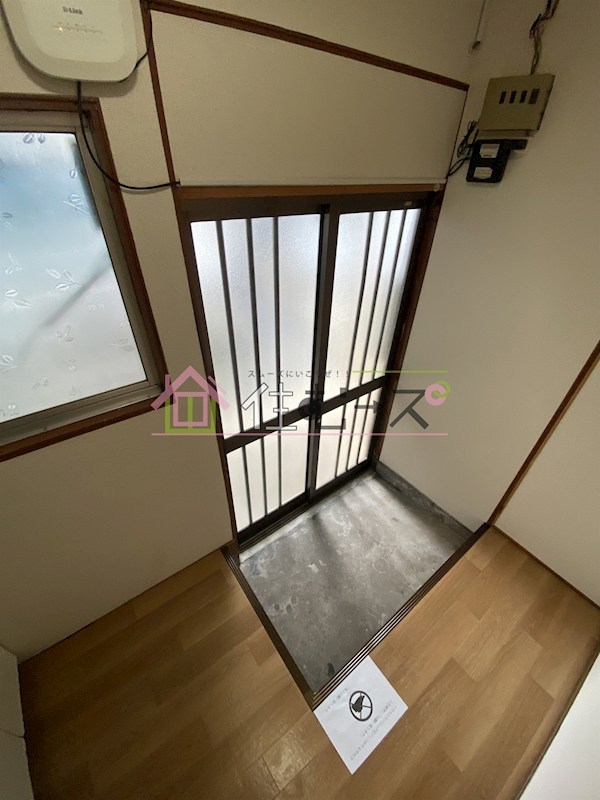 鶴橋ハイツ 玄関