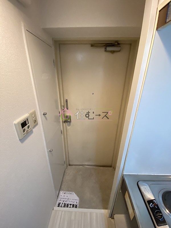 ラパンジール九条 玄関