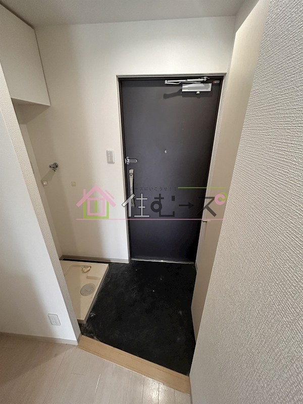 プランドール難波 玄関