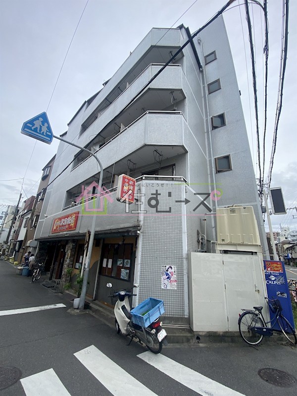 Mansion July 外観