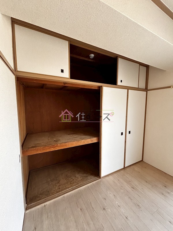 タカイレジデンス 収納