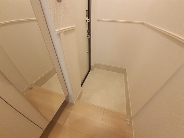 ポルチュラーカ 玄関