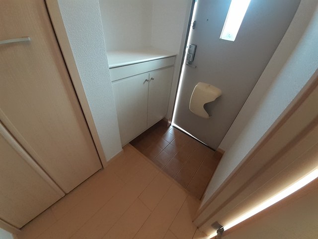 ソルジェンテ 玄関