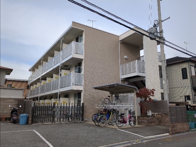 レオパレスシャンテ三国本町Ⅱ 外観