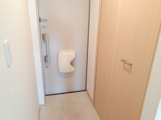 コリーヌ　ベルメゾン　Ｓ 玄関