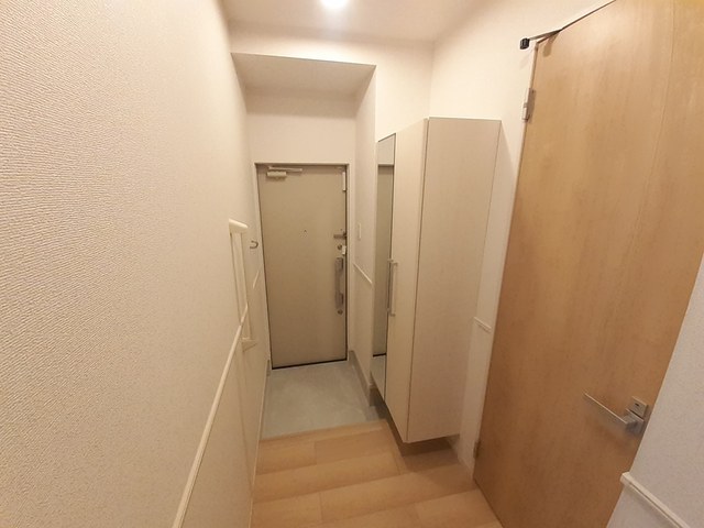 ウェルス暁 玄関